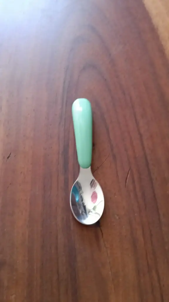 CUCHARA VERDE BEBE